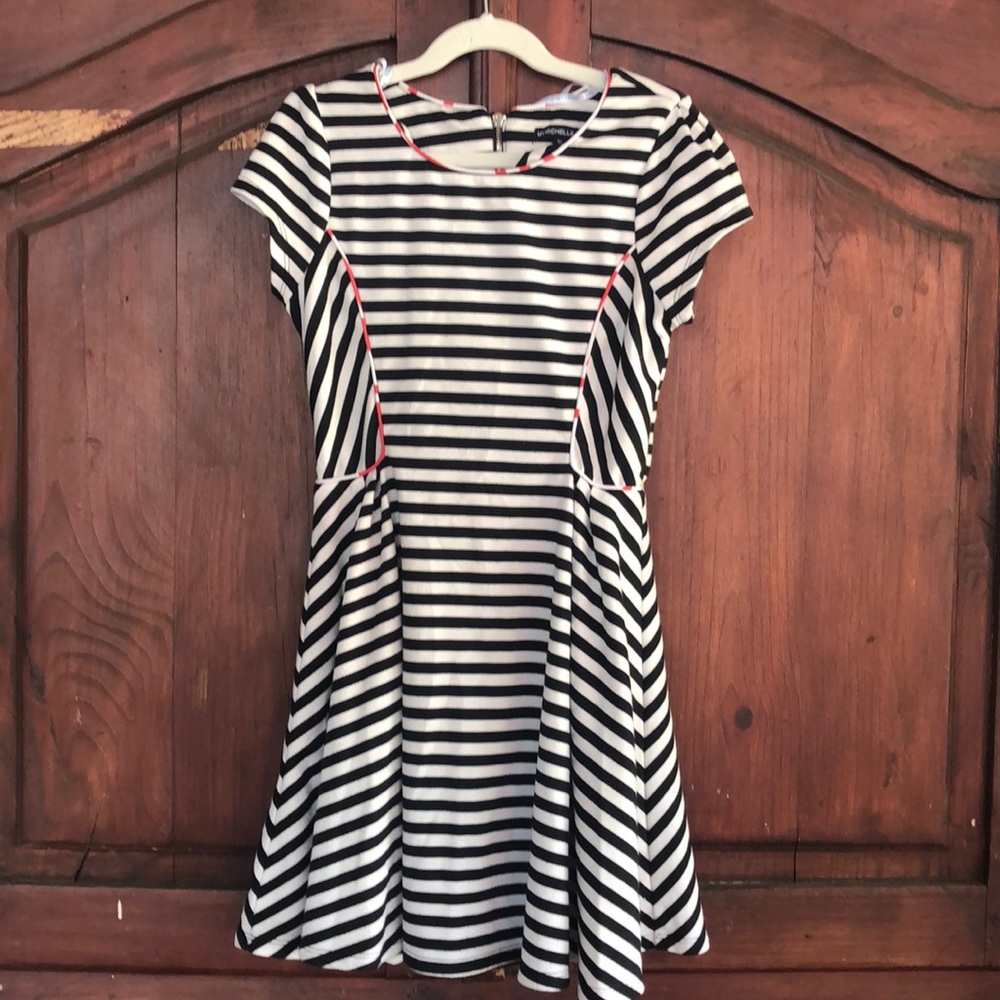 Classic Girls Dress